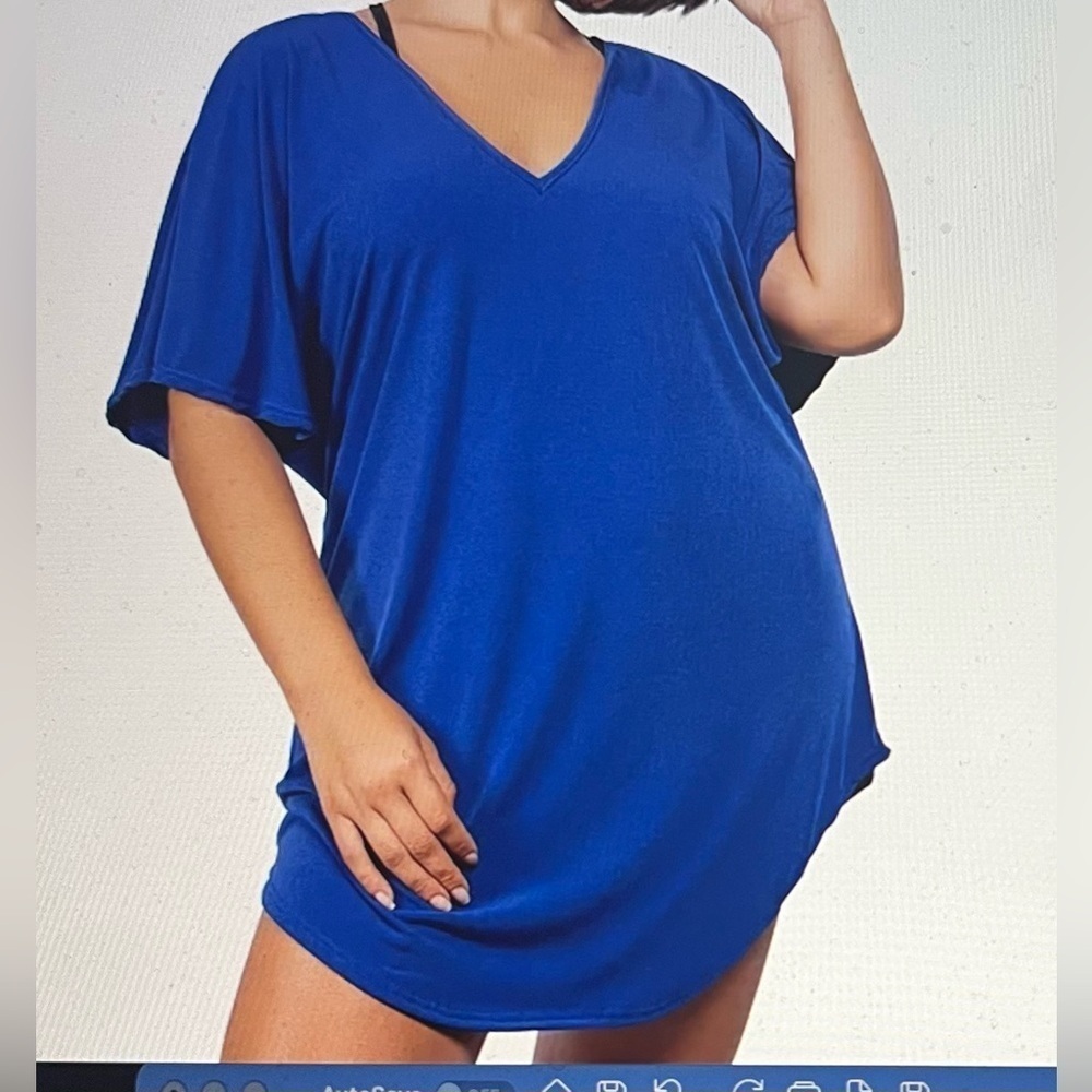 Quarter to 3 Women's Blue V-Neck Top – Size XXL – NWOT – Ruched Side Tunic